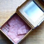 hit the pan Benefit Rockateur Blush