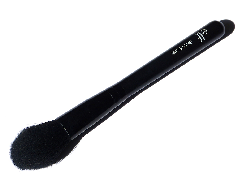 Beauty Staples e.l.f. Blush Brush elf